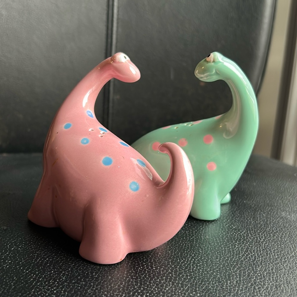 Fitz and Floyd Dino Salt and Pepper Shakers (used)